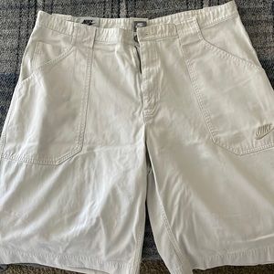 Nike Mens Cargo Shorts 42